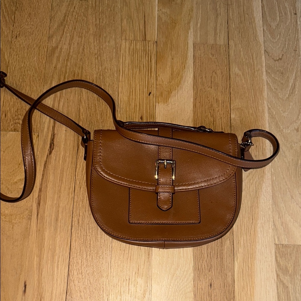 Elegant Brown Leather Crossbody Bag